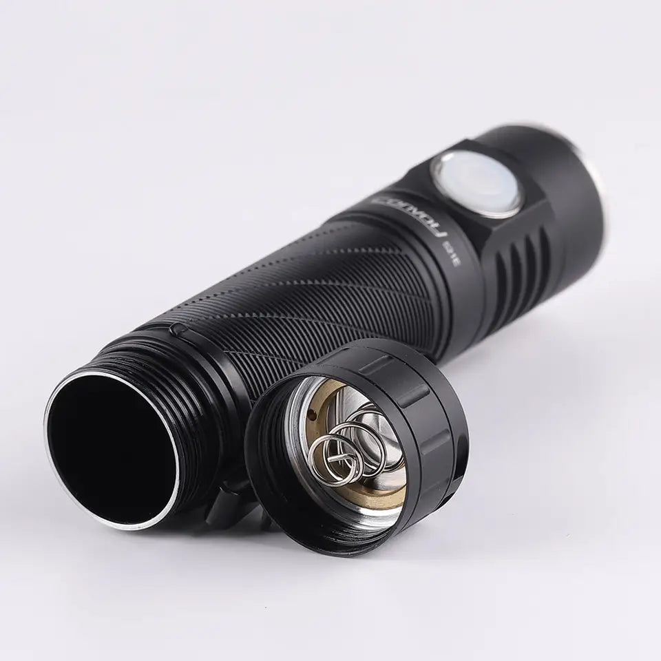 Convoy - S21E - Anduril - 21700 Flashlight