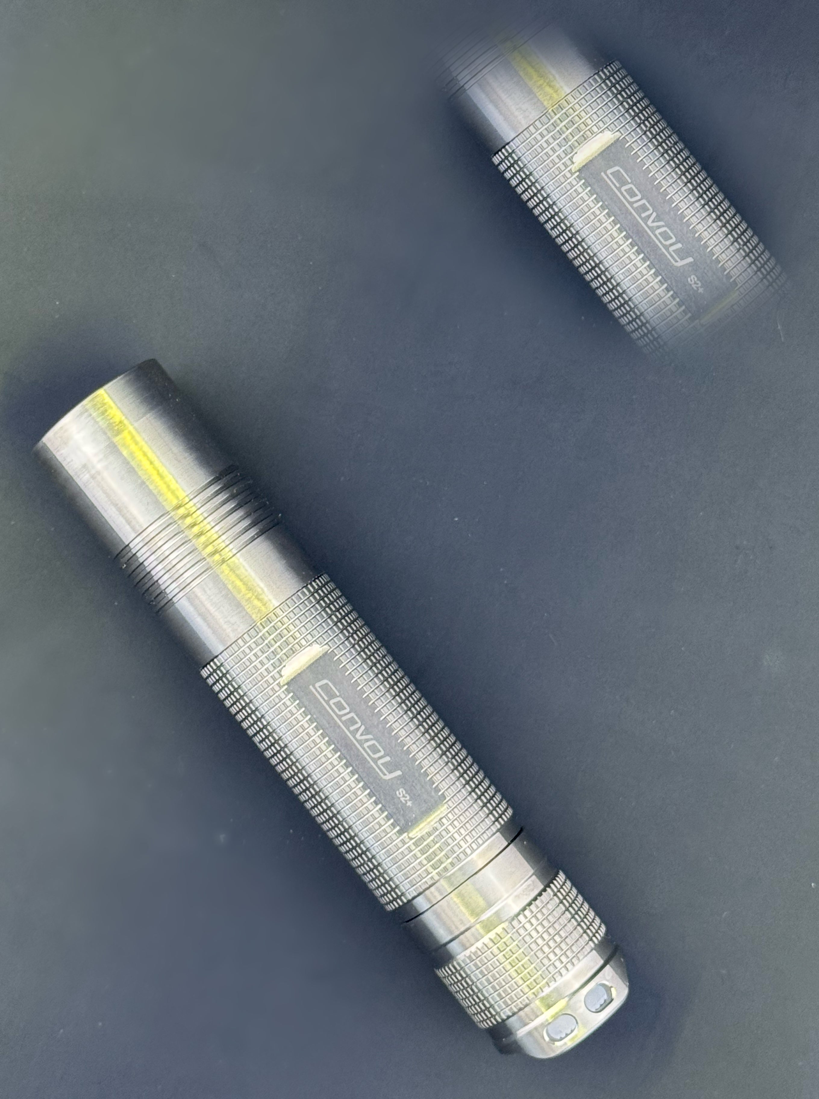 Convoy S2+チタンTitanium 519a 4500K新品バッテリー付 Convoy S2+ Titanium 18650 Flashlight – GadgetConnections